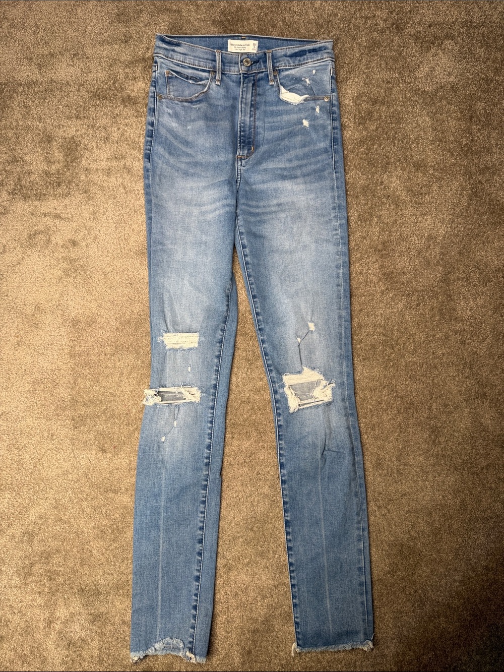 Abercrombie 6L High-Rise Distressed Skinny Jeans - Light Blue